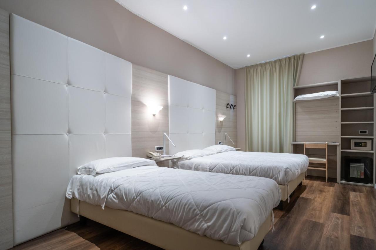 Hotel Globo Suite-Correnti Hotels Sanremo Exterior foto